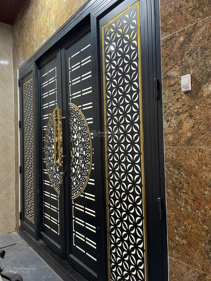 Siêu hiếm vương thừa vũ 50m2x5t giá nhỉnh 9 tỷ nhà cực đẹp gần ô tô ngõ ba gác tránh 2 thoáng