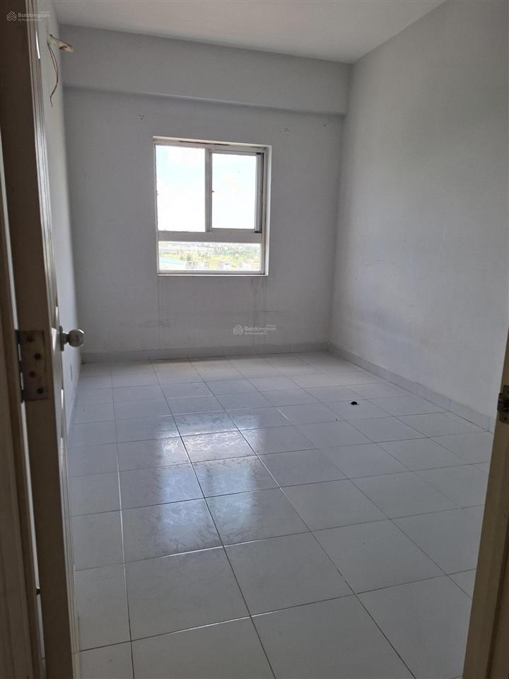 Bán gấp căn hộ hqc 2pn 1tỷ7 69m2, góc ngay chợ bình điền, q8. đi q1 hết 25p