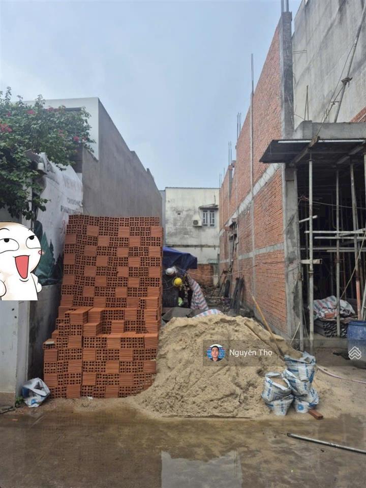 Cần bán gấp lô đất dt 4 x 20m sổ hồng riêng. giá 5.55 tỷ