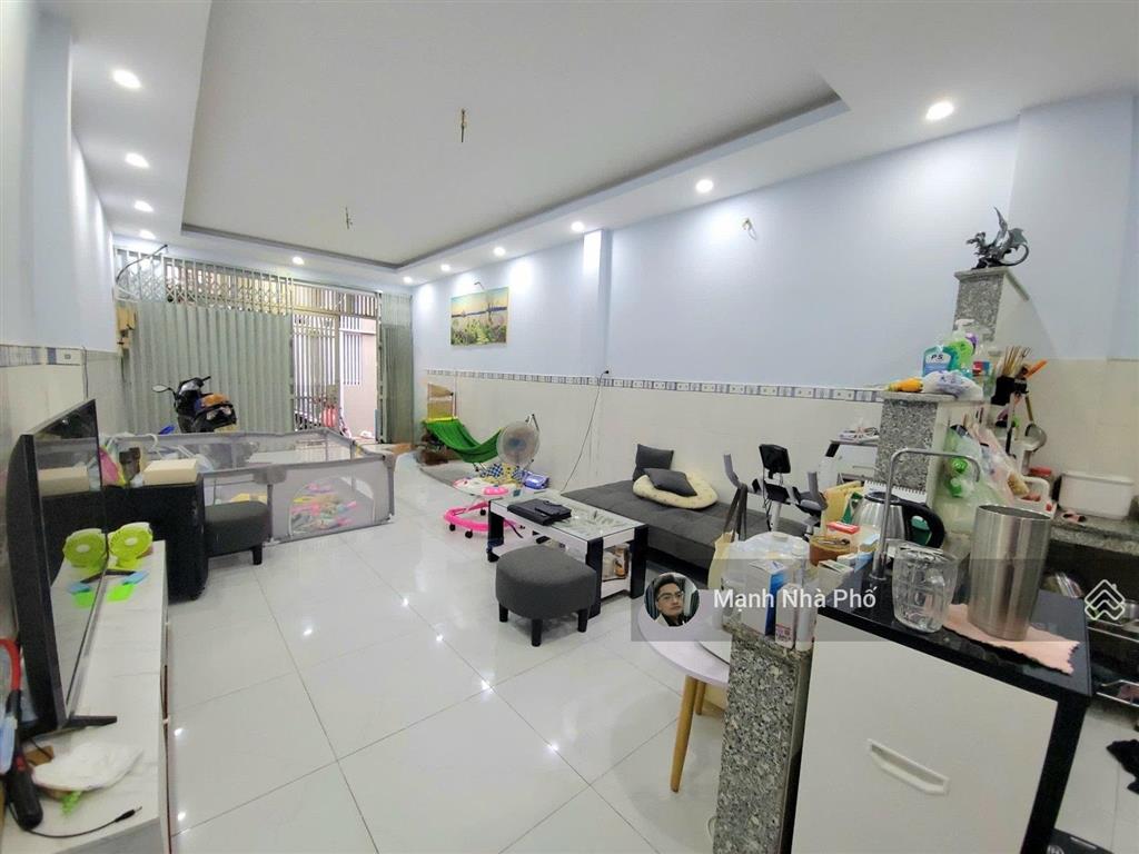 Bán nhà ni sư huỳnh liên, p10, tân bình 44.7m2 (4.1m x 13.3m) 4.55 tỷ tl