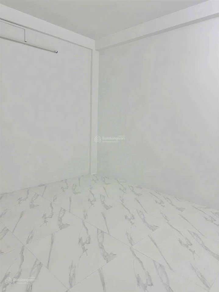 Bán căn hộ hưng phú 2 phòng ngủ giá tốt