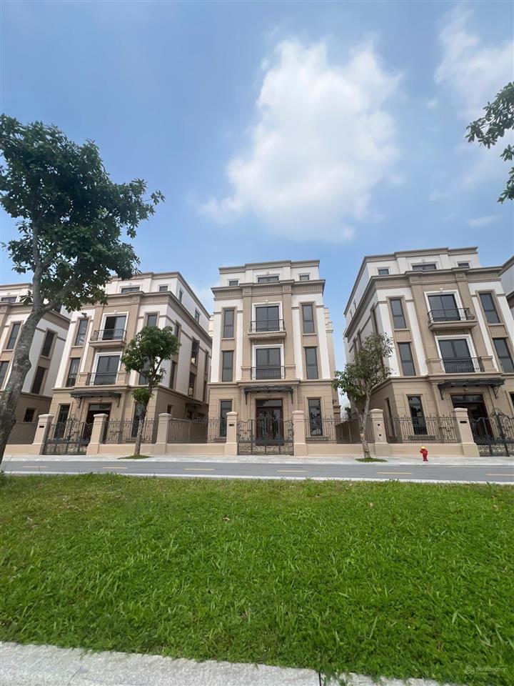 Cần bán cắt lỗ hơn 30 tỷ căn đơn lập mặt hồ thiên nga tại vinhomes cổ loa đông anh hà nội