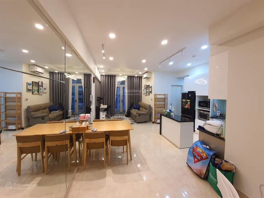 Luxgarden 76m² 2pn có nội thất sổ hồng giá 3tỷ750