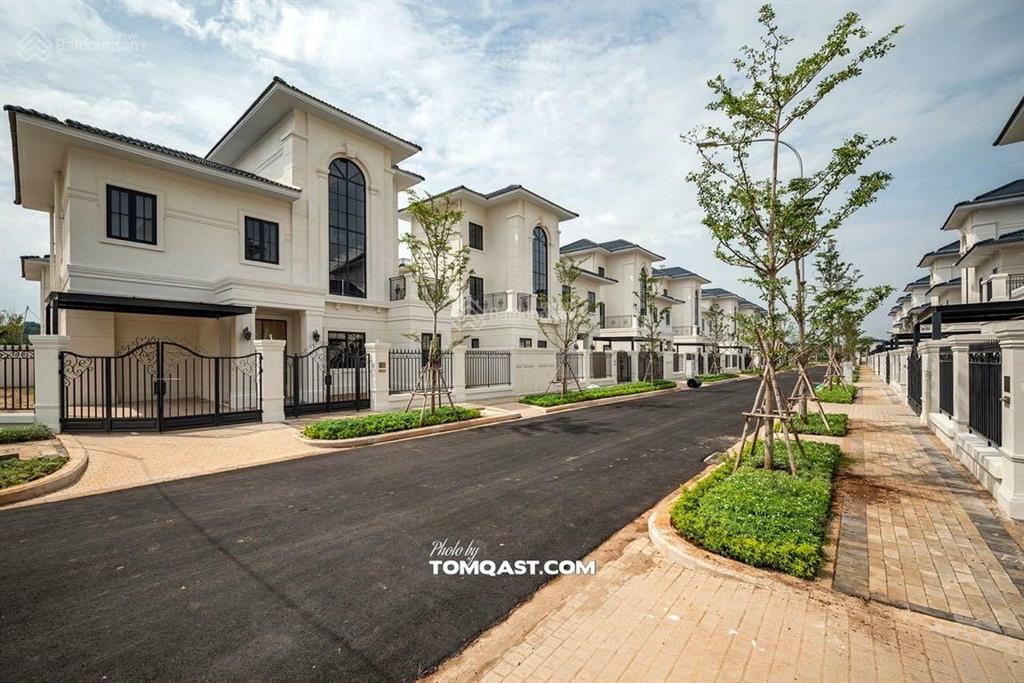 Bán biệt thự đơn lập zone 4 swanbay vị trí đẹp, gần công viên 22ha giá 17,9 tỷ giá rẻ dự án