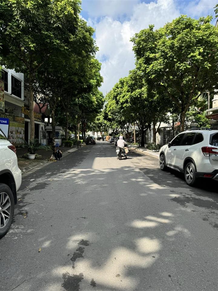 Giá tốt! bán đất phân lô phố hoa bằng, cách ô tô tránh 10m, 2 thoáng sáng, kd, 50m2, 12,5 tỷ