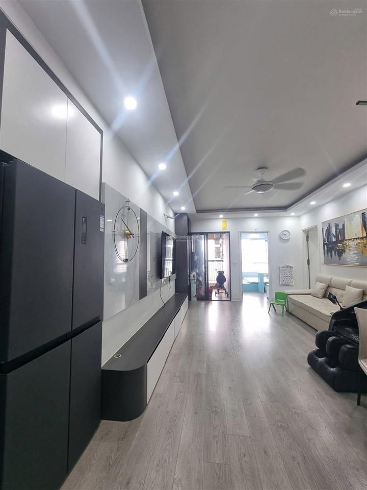Nhà đẹp giá tốt chốt ngay ch 80m, nhà thoáng đẹp, sẵn sổ tòa hemisco xa la