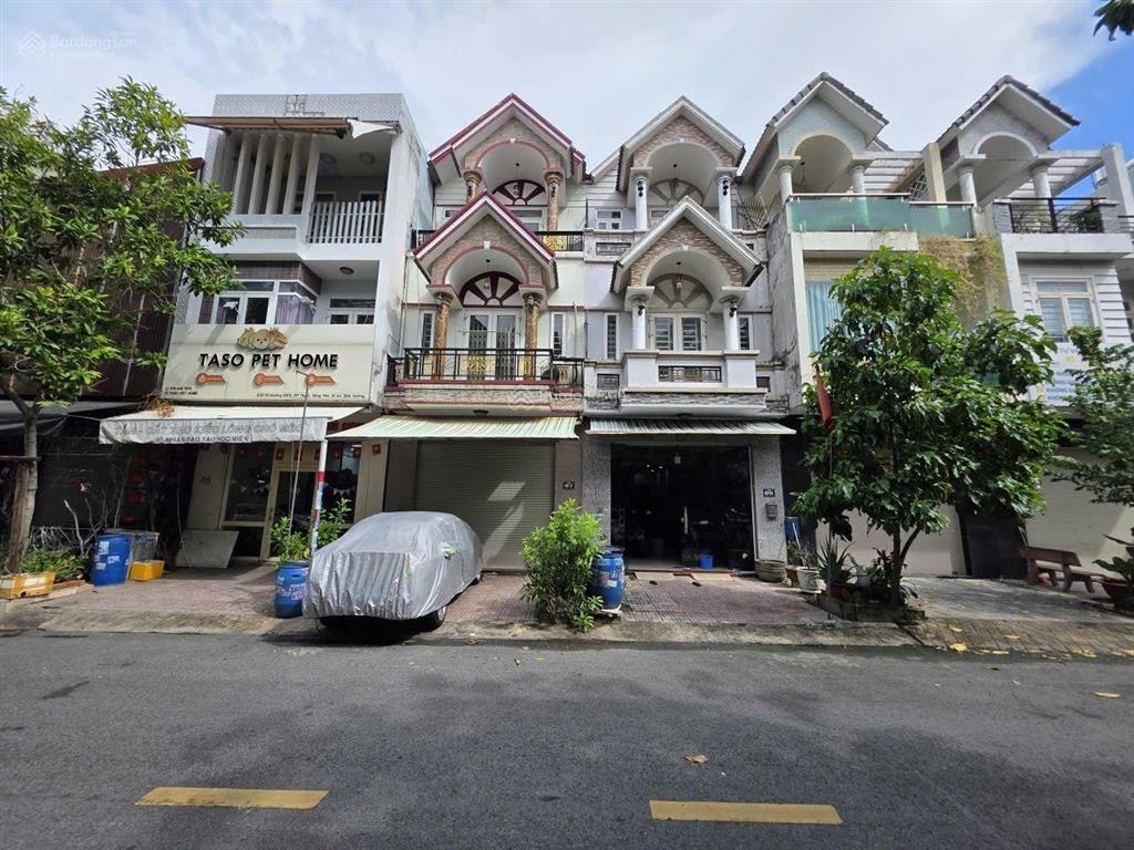 Nhà phố mặt tiền khu bigc go, phường đông hòa, tp. dĩ an