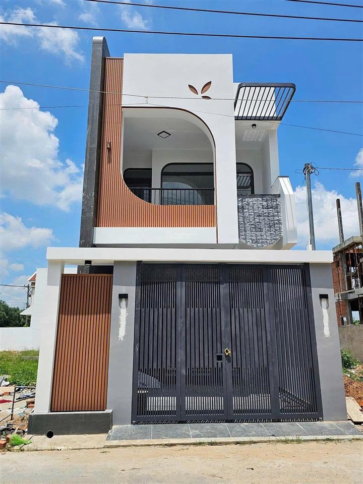 Cần tiền trả nợ chính chủ thanh lý nhà trệt lầu ngay trường tiểu học chu văn an