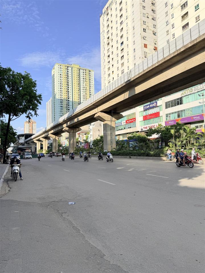 Bán nhà văn quán, hà đông 35m² 6 tầng, ô tô tránh đỗ, dân xây tâm huyết, hơn 11 tỷ