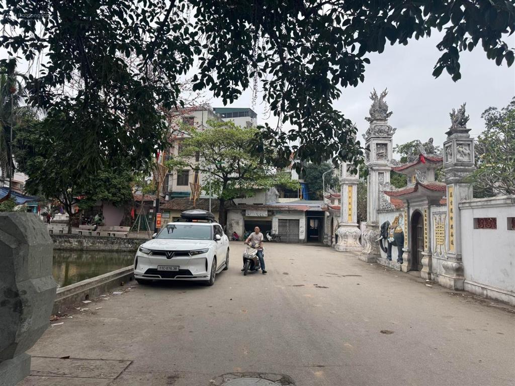 Đất đẹp do nha, giá tốt khu vực, ngõ nông, gần phố.