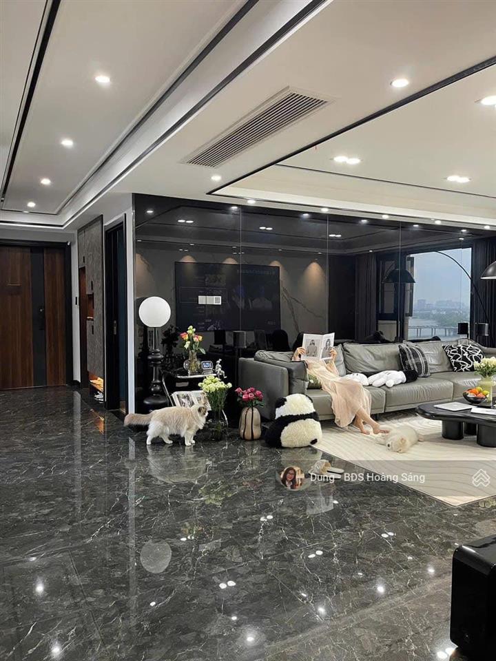 Ko ảo, chính chủ gửi bán cc thống nhất complex, 82 nguyễn tuân 94m2122m2, 0936 218 ***