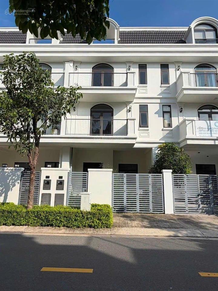 Bán nhanh căn liên kế đông nam 103m2, giá 8,3 tỷ sẵn sổ hồng sang nhượng ngay