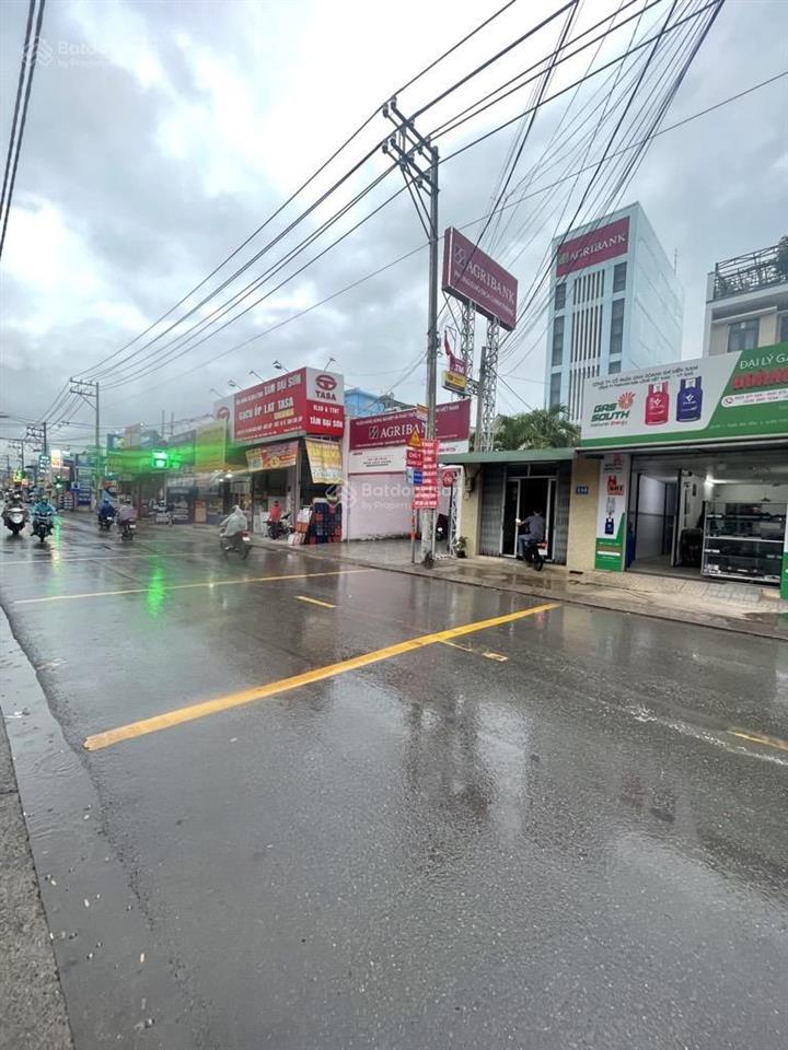 Bán kho xưởng phạm văn sáng 150m2 (8*18) đường xe tải tránh shr 5,99 tỷ