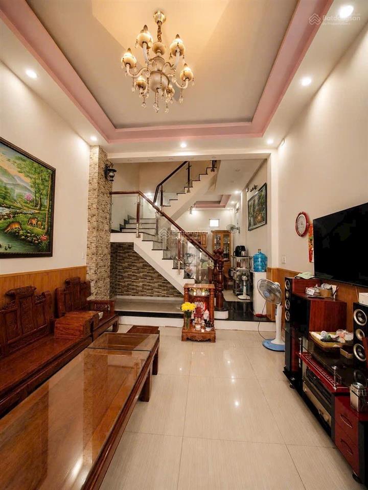 Bán nhà 4 tầng, 4x14m hẻm 7m thông xe hơi đổ cửa, ngay trục hương lộ 2, bình tân. nhỉnh 5 tỷ tl