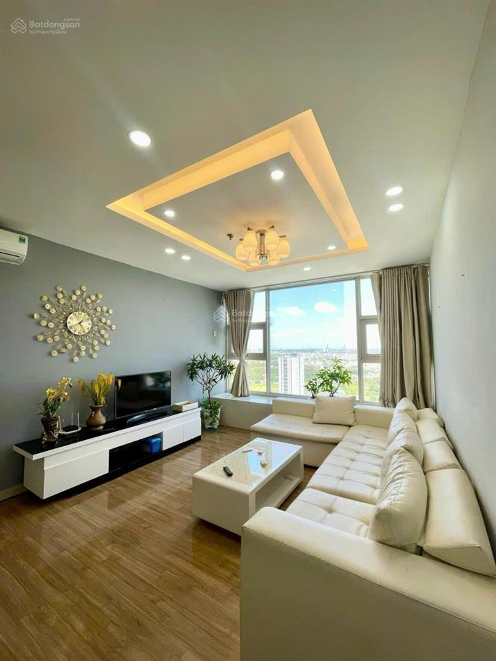 Bán nhanh căn hộ la casa, 3pn 2wc 1 kho tầng cao 128m2 giá 6 tỷ 400 thương lượng