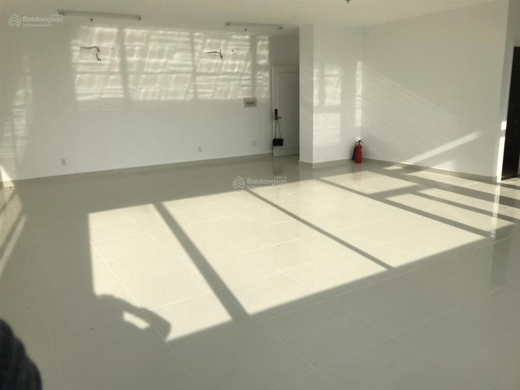 Em cần bán căn officetel florita q7 88m2