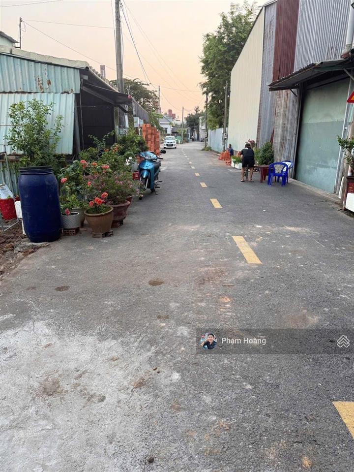 Lô đất siêu rẻ phù hợp làm nhà vườn, chdv dt 175m2 nở hậu gần gs1 siêu thị go dĩ an giá chỉ 5 tỷ