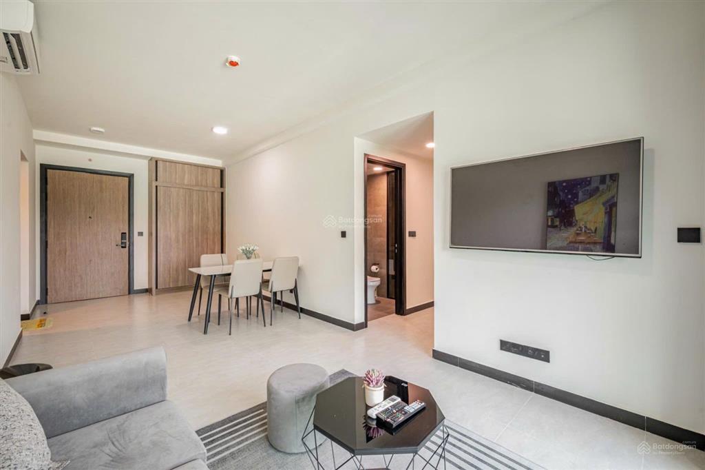 Bán cc de la sol, 8,5 tỷ, 84m2, 2pn, 2wc, đầy đủ nội thất tại tôn thất thuyết, q4, hcm