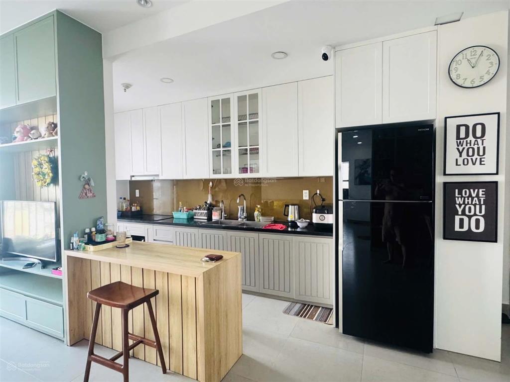 Cần bán nhanh căn hộ wilton 3 pn, 93 m2 căn góc 2 ban công, giá 8,3 tỷ, 0908 871 *** ms mai lan