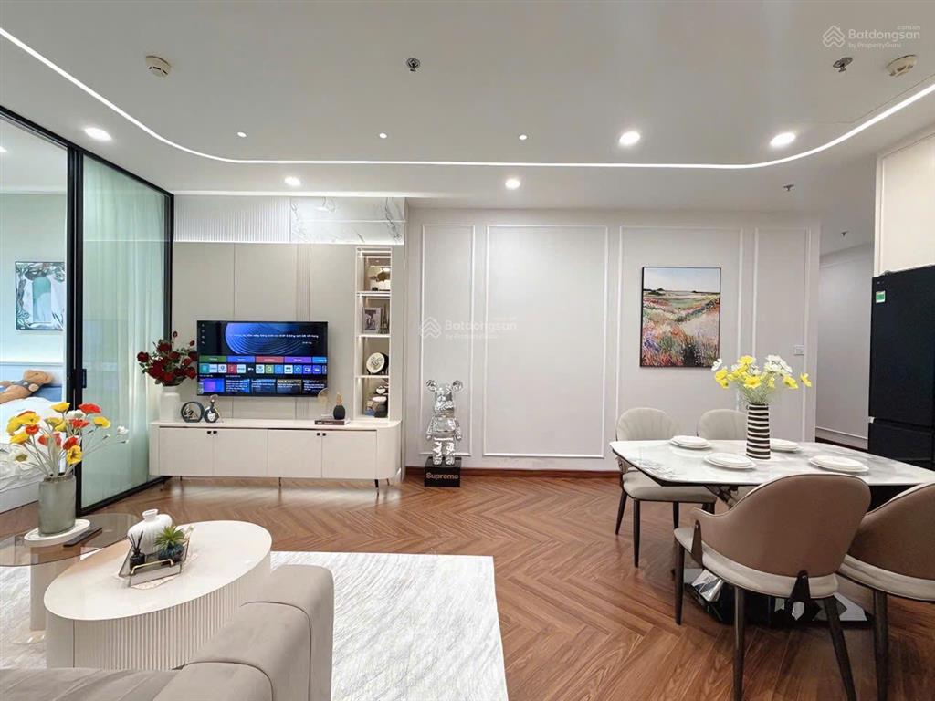 Bán ch đẹp xuất sắc 3pn, 2wc, 97,5m2 tại times city, 10 tỷ vnd, có slot xe ô tô