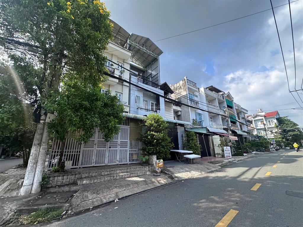 5x22 đất mặt tiền đường số 6 linh tây ngay phạm văn đồng, công nhận đủ, vuông vức
