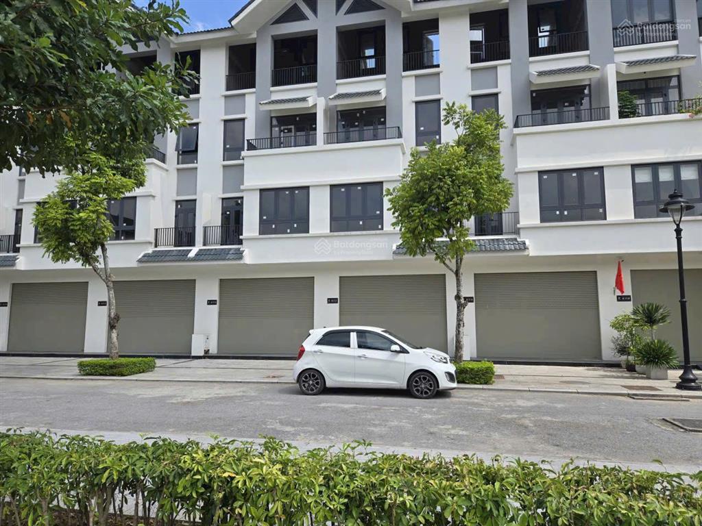 Nóng, liền kề hinode royal park giá chỉ 12 tỷ