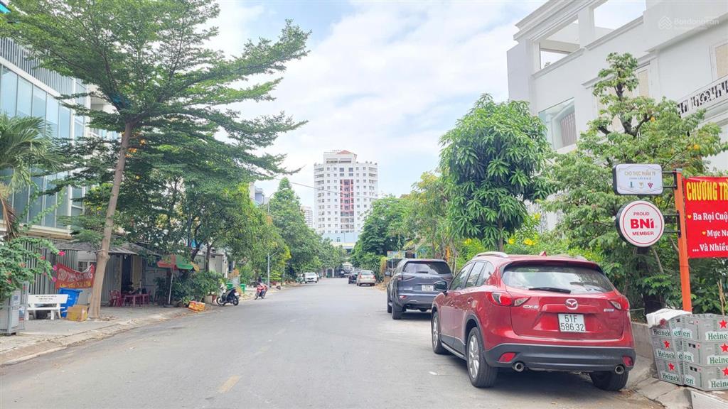 Bán căn nhà c4 trên đường võ oanh, sát nguyễn gia trí 8x18m ctxd 1h7t giá 29 tỷ thương lượng