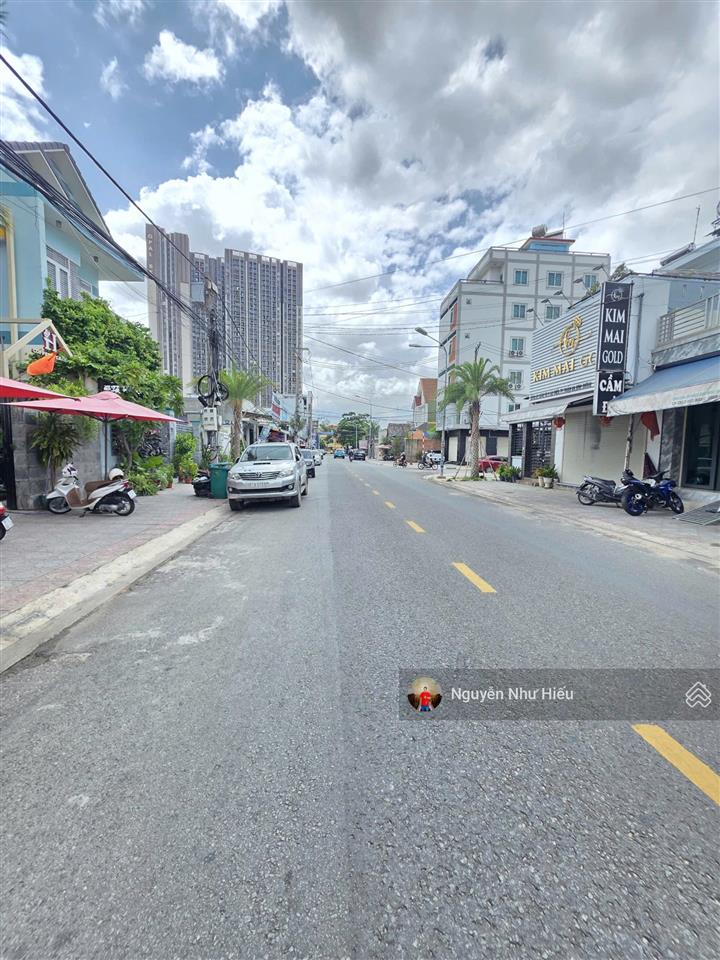 Bán đất tặng nhà mái thái 10,5m gần chợ lái thiêu 900m, p. lái thiêu, tp. thuận an cũ
