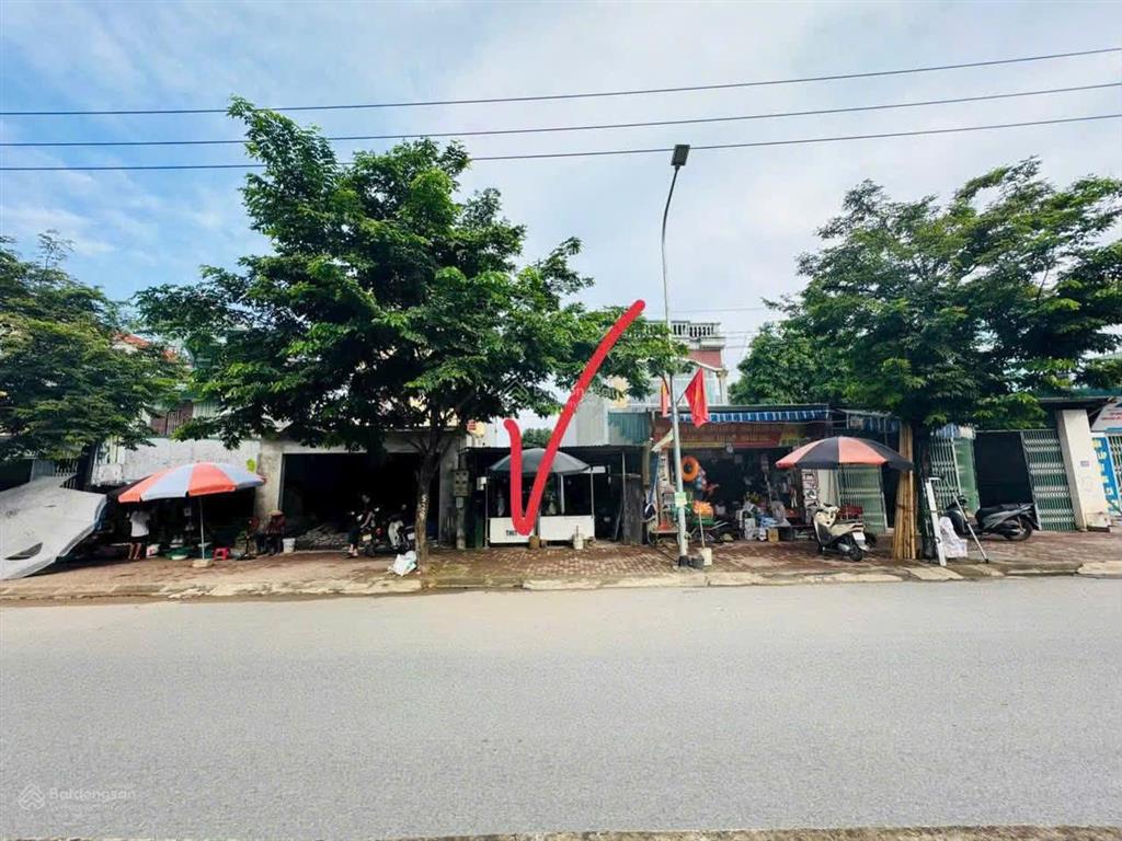 Hn, mặt đường đt420 vị trí kinh doanh đẹp tại hạ bằng hòa lạc