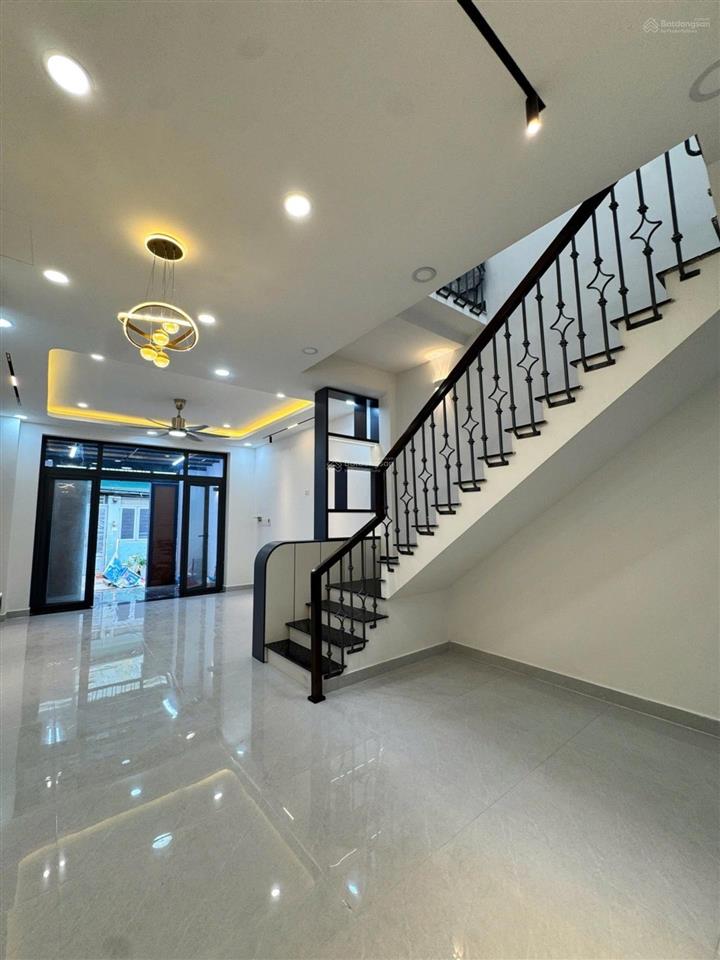 Nhà mới 100%, full nội thất, 70m2, 3 pn, chỉ 5,2 tỷ, huỳnh tấn phát, q7