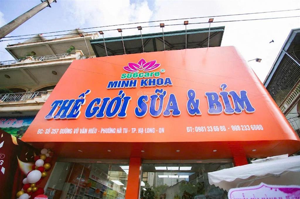 Bán nhà 2 tầng mặt đường ql18, trung tâm phường hà tu tp quảng ninh. giá bán 8,8 tỷ