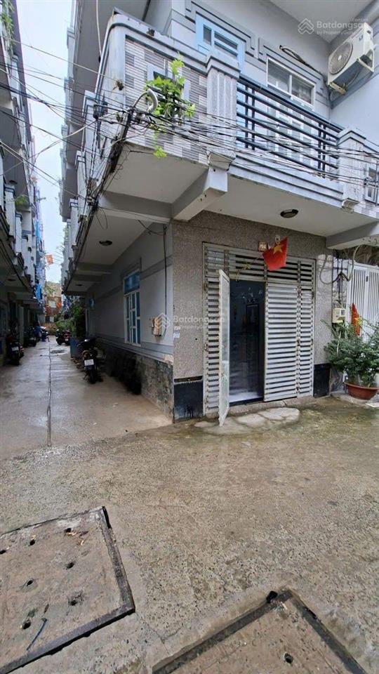 Bán nhà hẻm xe hơi 206/55 phú định, 42 m2, 2 mặt tiền, xe hơi vô nhà