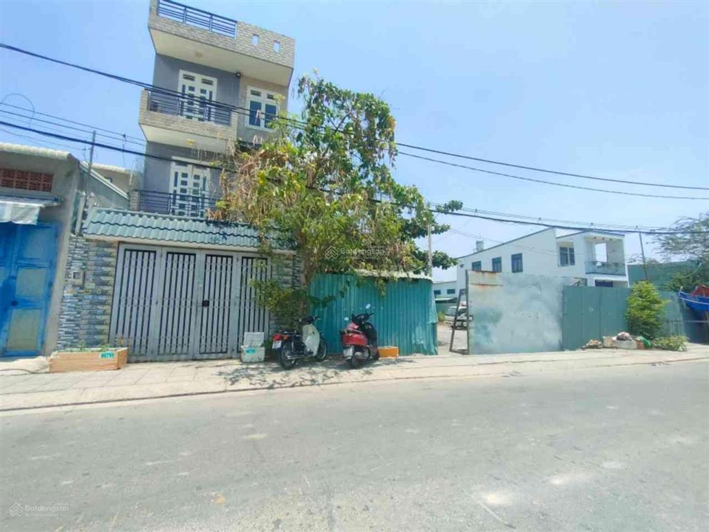 Bán đất 1402m2 tặng nhà 3 tầng ngang lớn 34m tô ký tân xuân hóc môn cần bán gấp giá chỉ 37,98tỷ