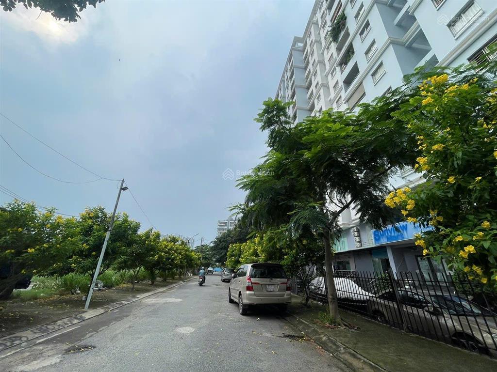 Đất sau chung cư sunview thủ đức hẻm 39 cây keo giá 4.650 tỷ