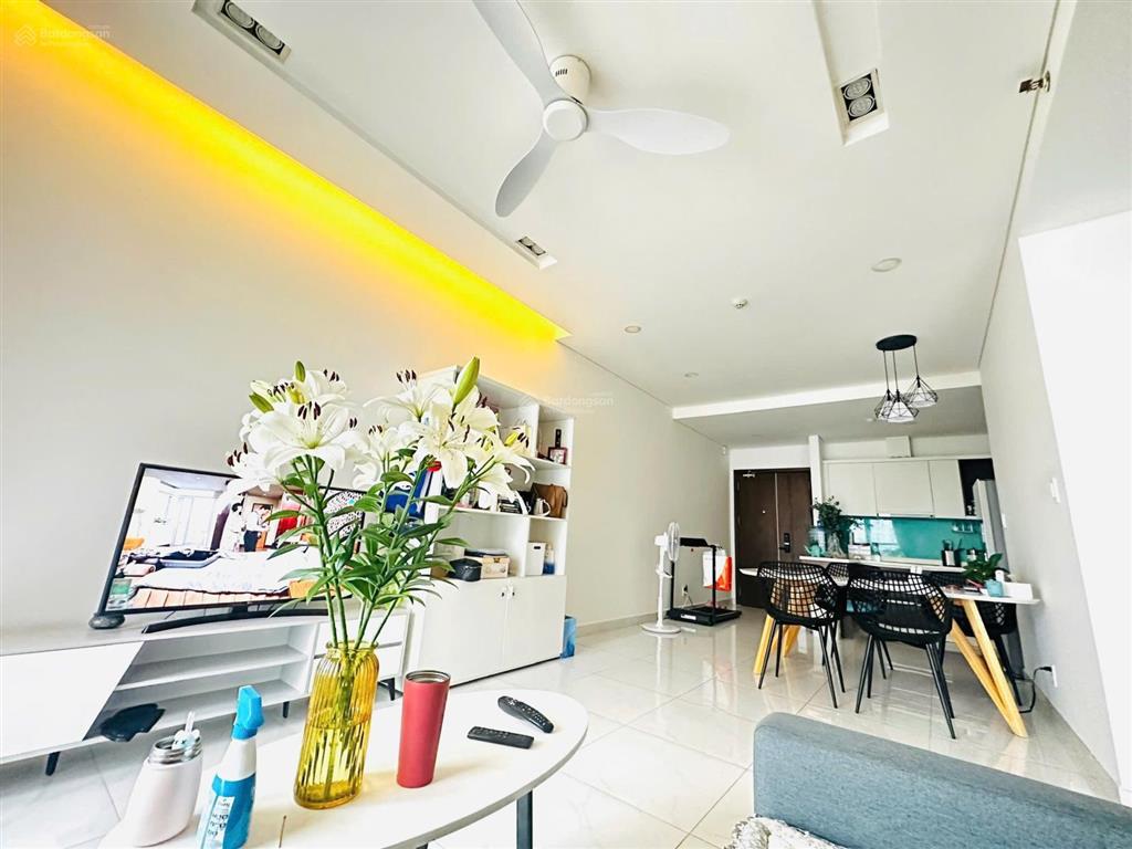 Chủ ngộp bank cần bán gấp căn hộ căn góc 3pn, 2wc, 106m2 tại hưng phát 2, 4,3 tỷ vnd 0816 406 ***