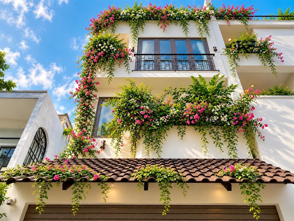 Bán nhà thoại ngọc hầu tân phú 5 tầng gara ô tô 8,99 tỷ 5pn 4wc