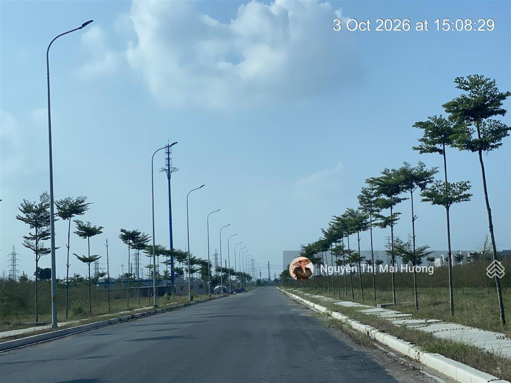 Chính chủ cần bán lô nhà xưởng 2600m2, vị trí đẹp, giá thoả thuận, ký trực tiếp cdt