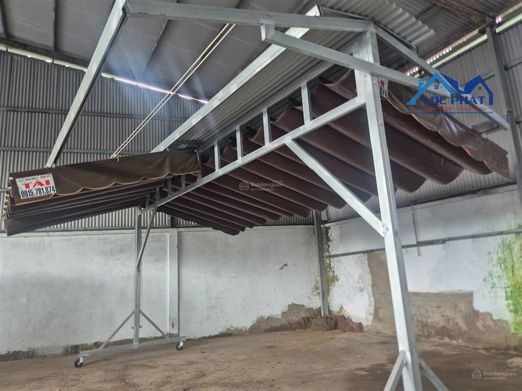 Bán nhà mặt tiền ql1a dt 3000m2 giá chỉ 25 tỷ. thống nhất đồng nai 0937 980 ***