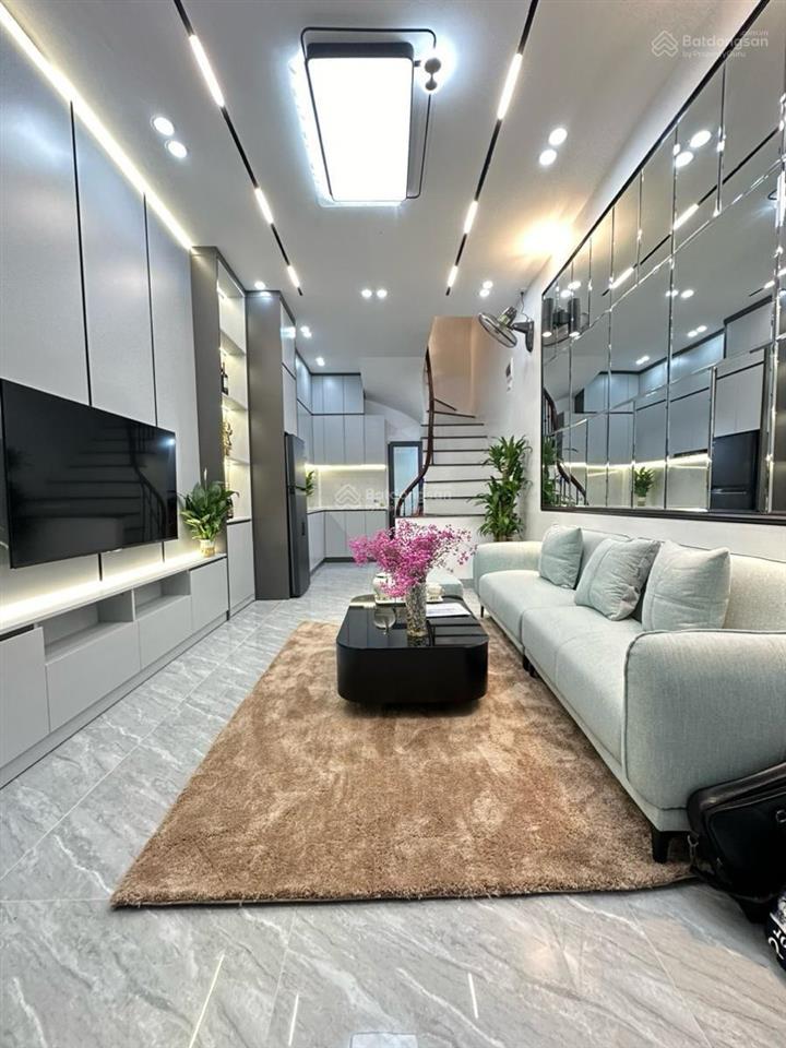 Cực gấp! bán nhà đường xuân phương, phương canh. 35m2*5t. mt 4,5m. ngõ ba gác. ba bước ra đường ôtô
