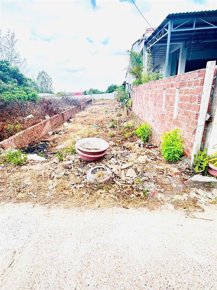 Hàng hiếm đất làngđạihọc mới, sát fpt đànẵng xây cănhộ nhà trọ svien thuê dòngtiền 155m gia 3t95