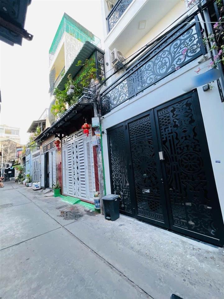Ngay chợ Bùi Dương Lịch hẻm 4m thông QL1A sát mặt tiền 41m2 - 3 Tầng BTCT Nhỉnh 3 tỷ