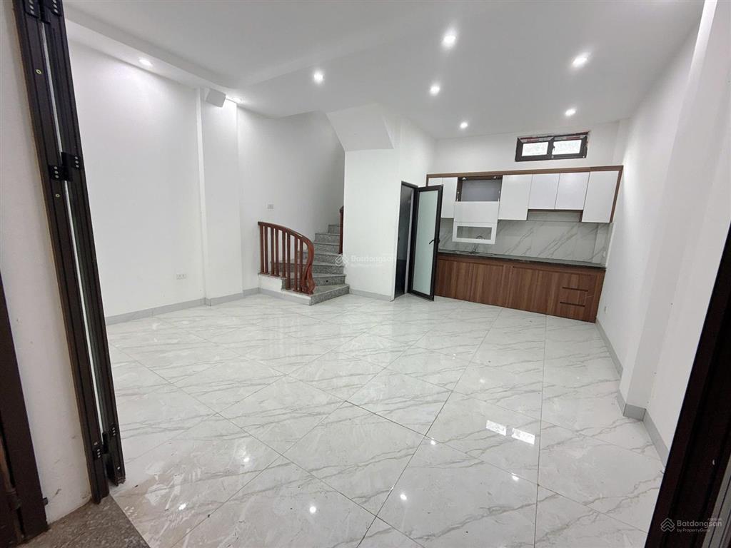 Cần bán nhanh giảm giá căn nhà tại xã bình minh, 80m ra lối ô tô đi qua 33m2x4t, 4 ngủ (ảnh thật)