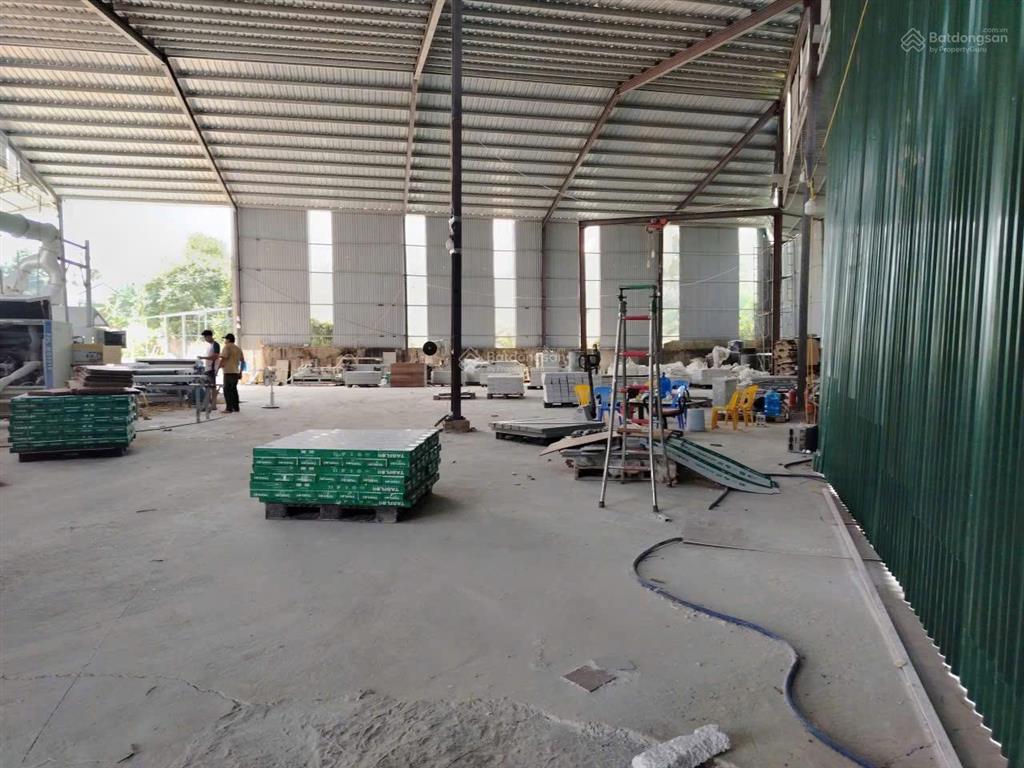 Hơn 2000m² có sẵn xưởng 1000m² tại yên xuân, hn