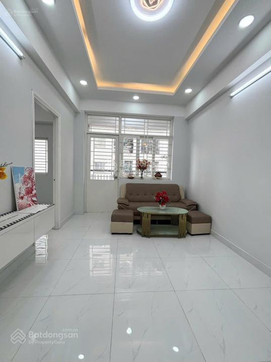 Bán chung cư bầu cát 2 ni sư huỳnh liên t8 giá 1,8 tỷ/48m2 2pn sổ hồng riêng 0906 840 ***