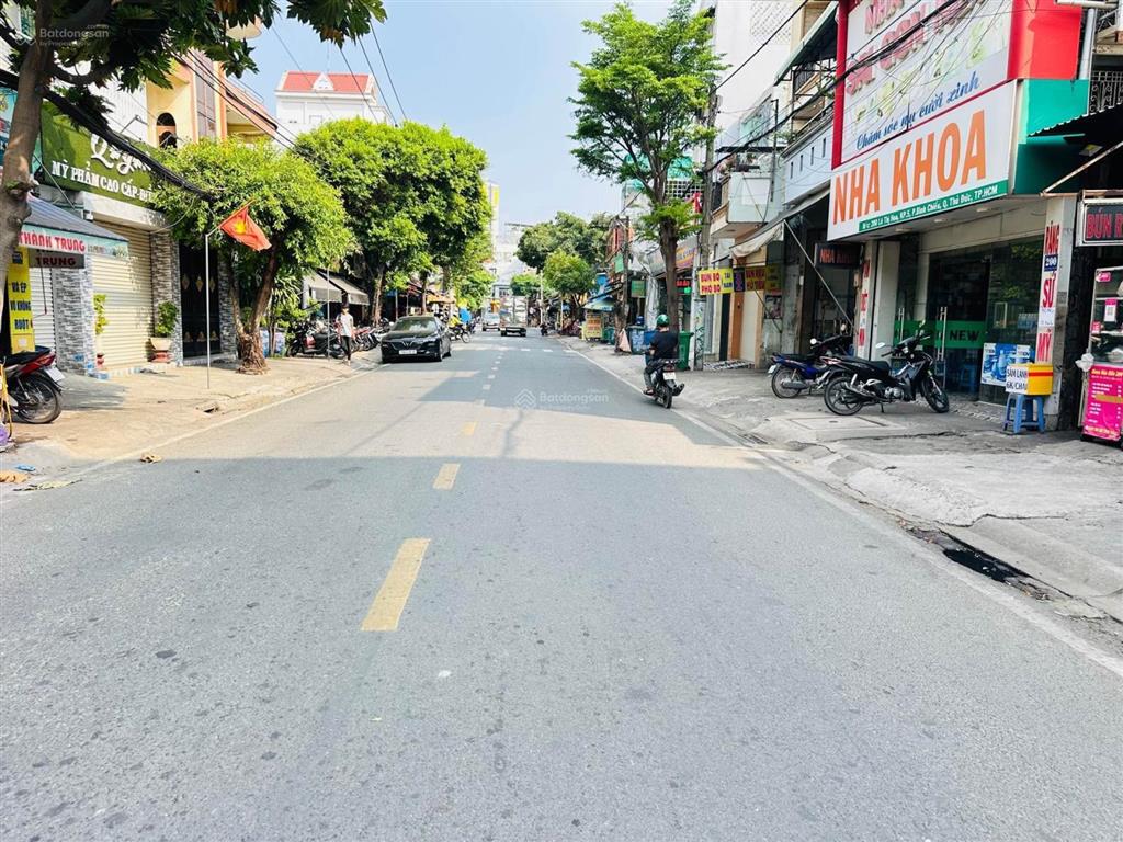 Quá ngộp bán nhà 2 tầng hxh đs 8, phường linh xuân giá 55tr/m2 sân ô tô