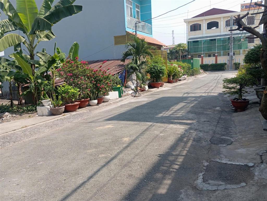 Vị trí sầm uất khu vực nằm trong khu vực thuộc diện quy hoạch tiện ích công cộng 4 tỷ