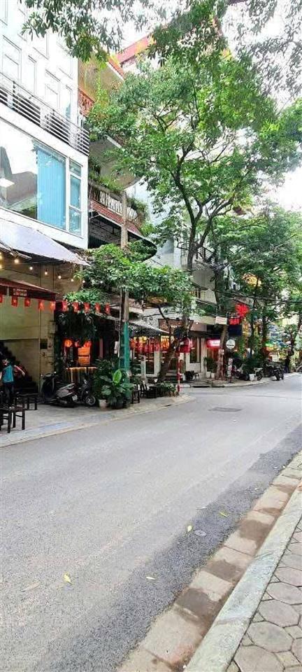 Gấp bán nhà phân lô phố linh lang kim mã thượng ba đình 75m 5 tầng mt 11m chỉ 28 tỷ