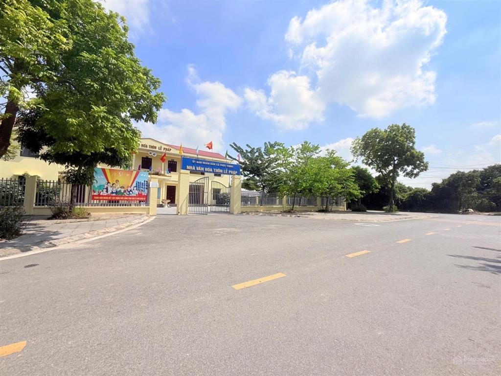 Trục chính kinh doanh lễ pháp, lô góc đường thông ô tô tránh