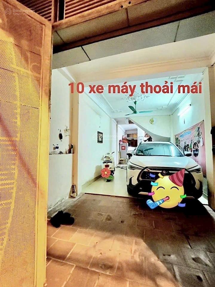 Bán nhà phân lô đền lừ, 47,5m2 4tầng ô tô vào nhà, thoáng trước sau giá 12tỷ có thương lượng