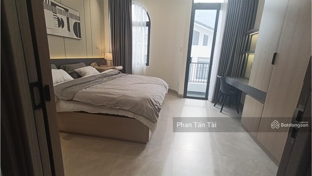 Nhà mới hc đủ 4 tầng+lửng+gara ô tô đường mã lò cận khu tên lửa, tặng nội thất xịn, 6 tỷ 700 triệu